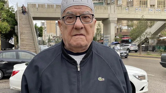 Lübnanlı bazı Şiiler "kayıp İmam Sadr'ın" geri dönerek ülkeyi birleştireceğine inanıy