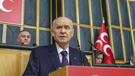 "Darbeyi aklından geçiren varsa bu şerefsiz teşebbüsünde muvaffak olamayacak"