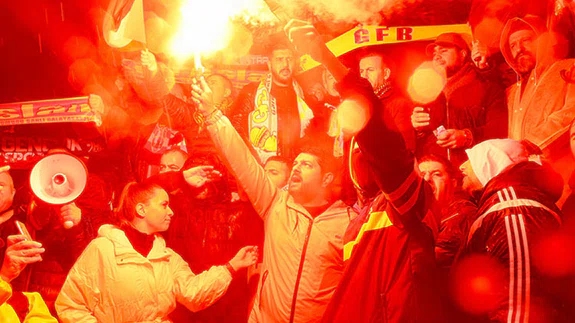 Futbol taraftar gruplarından İsrail'e "Filistin" tepkisi