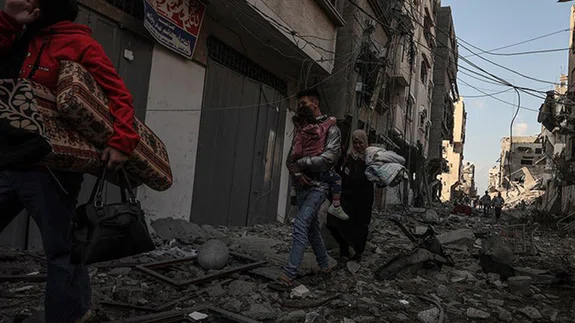 İsrail, Gazze'ye yönelik saldırılarında BM ve uluslararası kuruluşların uyarılarına aldırmıyor