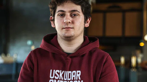 İşitme engelli genç, ücretsiz değişim platformuyla 23 kişiye umut oldu