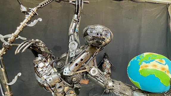 Hurda metallerden yaptığı heykellerle Başkent Kültür Yolu Festivali'ne renk katacak