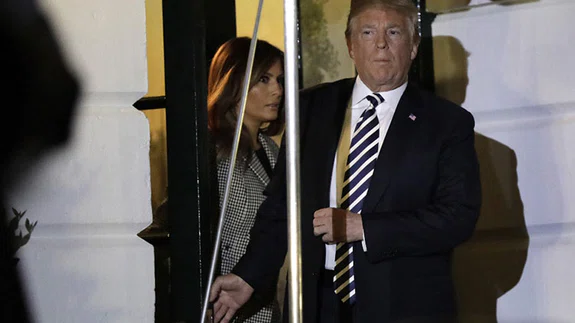 Trump Kuzey Kore'nin Serbest Bıraktığı 3 ABD'li Mahkumu Bizzat Karşıladı