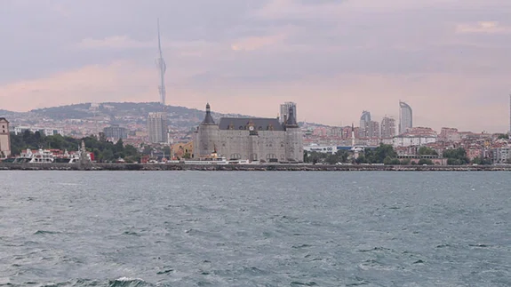 Kirlilik baskısıyla oksijeni azalan Marmara Denizi alarm veriyor