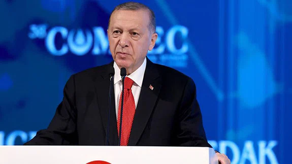 "İslam ümmeti olarak bizim kardeşliğimiz her türlü anlaşmazlığın üstesinden gelecek güce sahipt