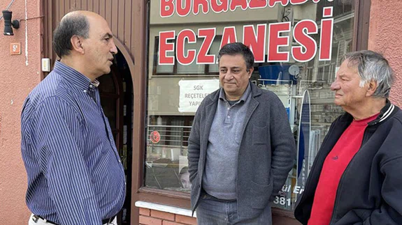 Megakentin mikro ilçesi Adalar'ın muhtarları yıllardır mührü kimselere bırakmıyor