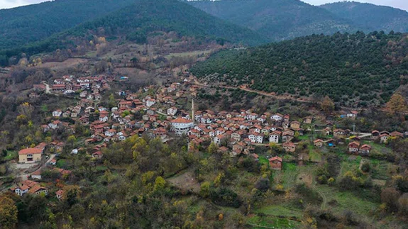 'Şehir değiştiren' Karyağmaz köyü yeni yerine taşınmak için gün sayıyor