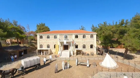 Çanakkale'de Tarihi Gelibolu Yarımadası'nda bulunan Sıhhiye Müzesi FPV dron ile görüntülen
