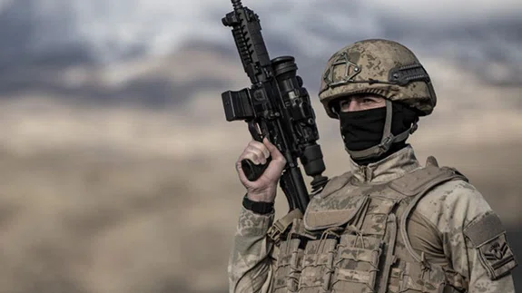 Komandolar kış öncesi Ağrı Dağı'nda 'ara bul yok et' parolasıyla görevde