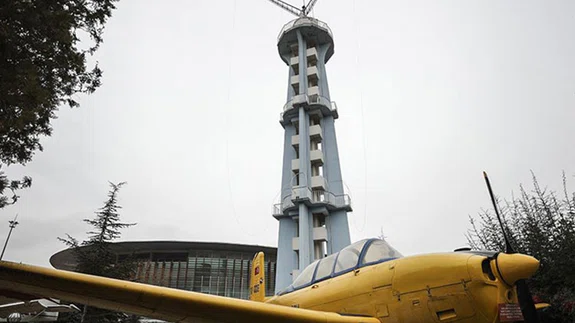 Ankara'nın sembollerinden Paraşüt Kulesi yeni yüzüyle hizmet verecek