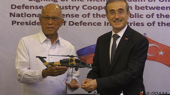 Atak Helikopterine Filipinler Yolu Açıldı
