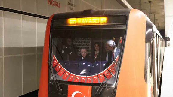 Cumhurbaşkanı Erdoğan: İstanbul'da raylı sistem ağlarını 348 kilometreye çıkarıyoruz