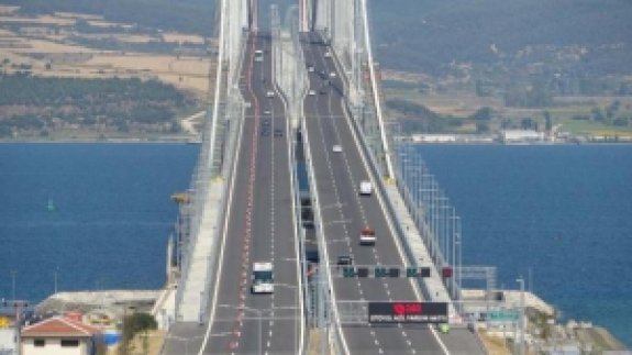 1915 Çanakkale Köprüsü'nden Bayram Dönüşü Geçişi