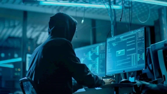 MİT'ten siber casuslara operasyon: 5 kişi tutuklandı