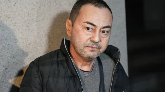 Serdar Ortaç’tan Lara’ya İtiraf Gibi Cevap! Zaten Hastayım!