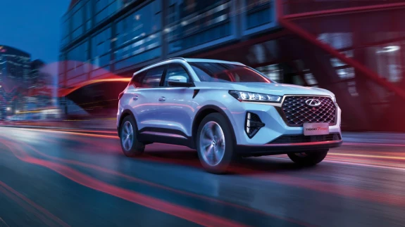 Çin’in Land Rover’ı TIGGO 7 Pro Max Panoramik Cam Tavan ve İleri Güvenlik Sistemleri ile Şaşırtıyor!