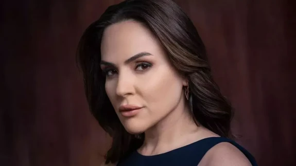 Buket Aydın'dan şok itiraf: Düz duvara çarptım!