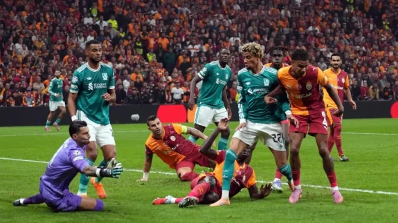 Galatasaray, Liverpool'u canla başla oynayarak devirdi!