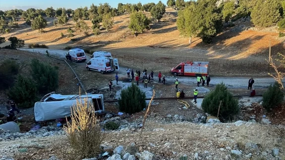 Mersin’de korkunç kaza: 5 can kaybı, 14 yaralı