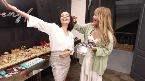 Evrim Akın'dan yaşlanmamanın formülleri! Sırlarını açıkladı!