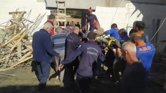 Cami kubbesi çöktü! İnançla örülen duvarlar betonla yıkıldı