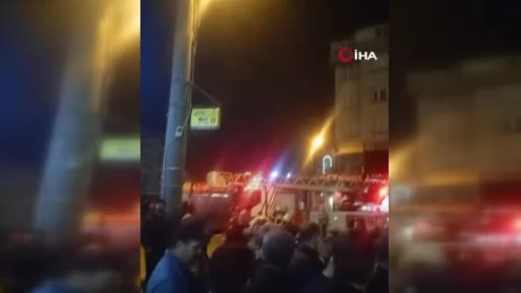 Gebze’de bir binada çatırtı sesleri: Bina tahliye ediliyor