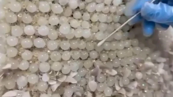 Film gibi operasyon! Uyuşturucuya boncuk kılıfı!