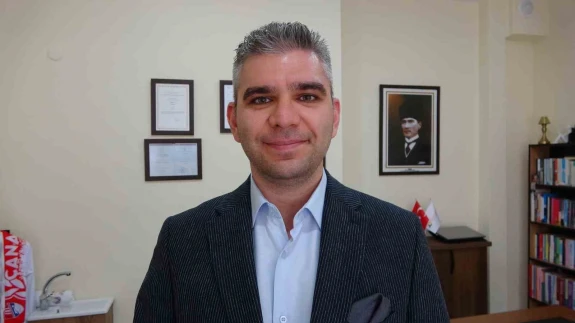 'Çocuklarınızın içinde kopan fırtınayı duyun' uyarısı: Akran zorbalığı sessizce büyüyor!