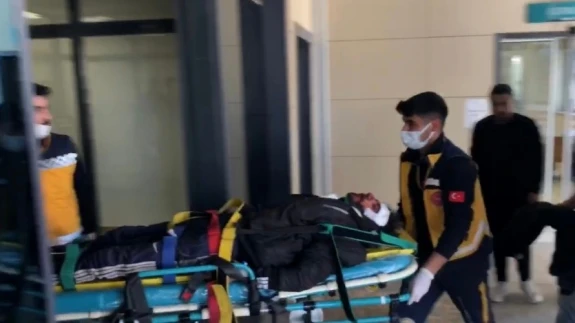 Şanlıurfa’da yol kenarında silahla vurulmuş 2 kişi bulundu