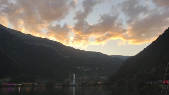 Uzungöl’de bulutlar dans etti: Timelapse görüntüler doğaseverleri büyüledi!