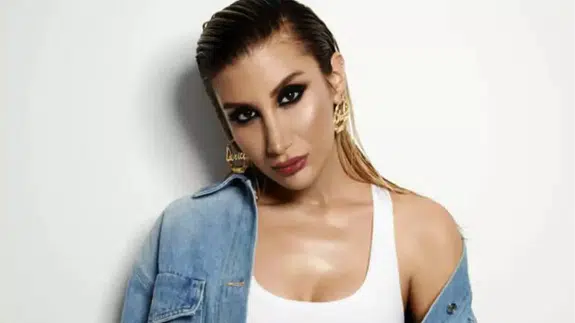 Adliyeye güzellik şoku... İrem Derici ‘Kafam hasta' dedi ve dosyayı kapattı!