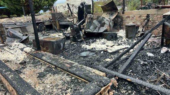 Kahvaltı servisine değil, yangına uyandılar... Otel dakikalar içinde kül oldu!