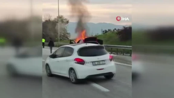 Can pazarı kamerada! Ehliyetsiz kurye alev alev istasyona böyle sürüklendi