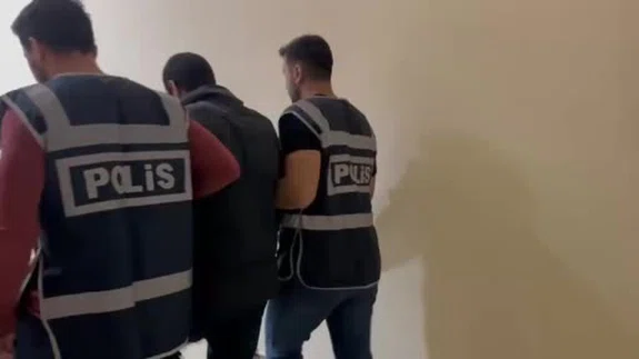 Firari şahıs tavuk kümesinde yakalandı