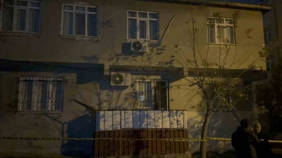 Gebze'de yine yürekler ağza geldi! Çatlak ve kayma tespit edilen 2 katlı bina tahliye edildi