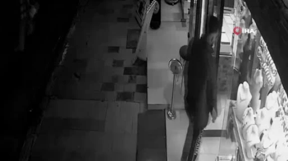 Kuyumcuları kandıran aile: sahte altınlarla suçüstü!