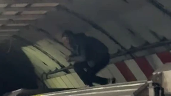 İstanbul’da metroda yaşanan ilginç anlar kamerada