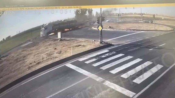 Mardin’de tır ve SUV çarpıştı:Tır alev aldı!