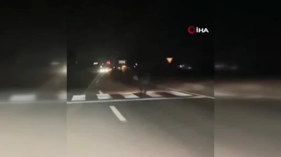 Kural tanımadı, bedeli ağır oldu! Tehlikenin sınırlarını zorlayan o anlar kamerada...