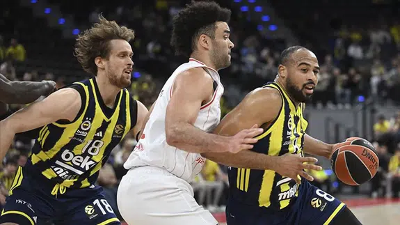 Euroleague gecesine Fenerbahçe damgası: Partizan baskıya dayanamadı!