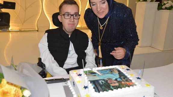 Düğün değil doğum günü: 23 yıllık mücadeleye moral kutlaması!