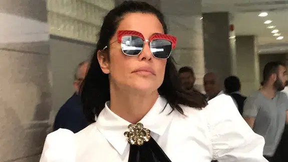 Deniz Akkaya için klasik bir gün... Tedbir var, ihlal var, hapis var!