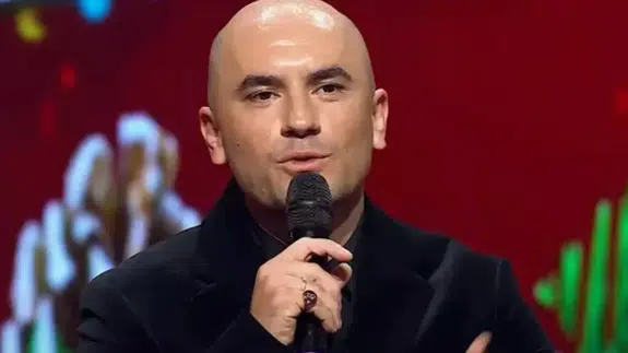 Geçen yıl yarışmacıydı, bu yıl masada: Giray Altınok’un hızlı terfi serüveni!