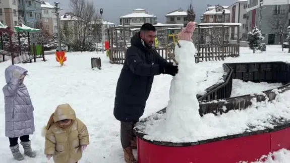 Bolu’da eğitime kar engeli: Okullar 1 gün tatil edildi