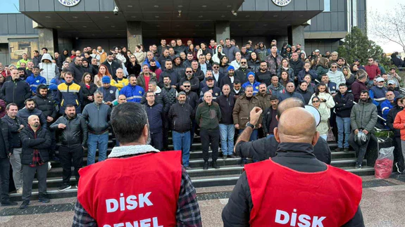 Buca Belediyesi’nde maaş krizi: Yaklaşık 2 bin işçi iş bıraktı!
