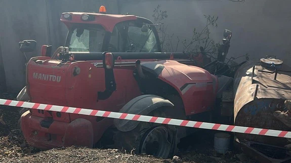 Freni patlayan iş makinesi duvarla sıkıştırdı: Adıyaman'da korkunç kaza!