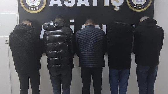 Ruhsatsız tabanca, uyuşturucu, gözaltı... Gaziantep’te mafya dizisi gibi görüntüler!