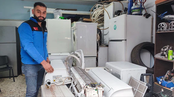 Elektrik çarptı, damdan düştü, herkes öldü sandı… 11 gün sonra mucize gerçekleşti!