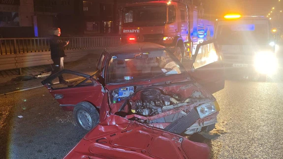 Bursa'da direksiyon hakimiyetini kaybetti, facia kapıdan döndü!