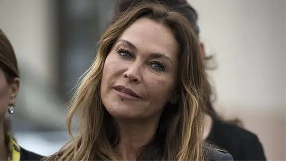 Hülya Avşar araba kazasını es geçti, raketini konuşturdu!